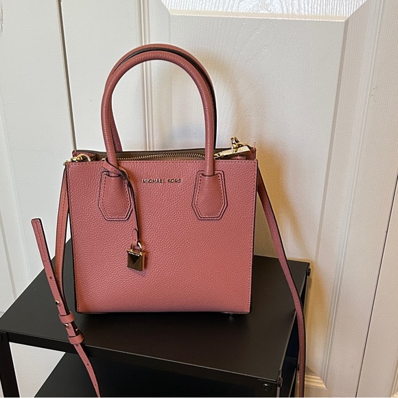 Michael Kors Rose Satchel Bag - Picture 1 of 3